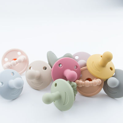 Hình Mèo Kitty Núm Vú Giả silicon Ốp Lưng Túi Đựng Cho Bé Mới Tập Đi Mọc Răng Núm Vú Giả