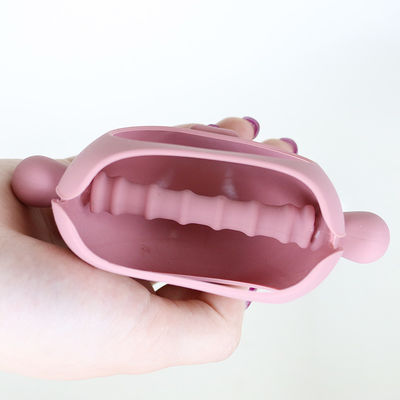 Tùy chỉnh nhiều hình dạng khác nhau Hình dạng tay cầm hình con lợn Miếng dán silicone cho bé với nhiều kiểu dáng khác nhau