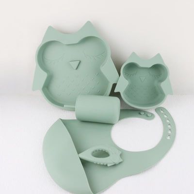 Vỏ ống hút silicon đầy đủ trong thiết kế 3D Bộ đồ ăn bằng silicon nhẹ cho bé