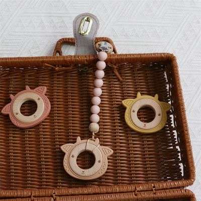 Multifunctional silicone baby teether với răng đính nối vòng gỗ mẫu động vật