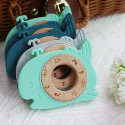 BPA miễn phí silicone Baby Teether với gỗ nhẫn răng cứu trợ cho trẻ sơ sinh bền