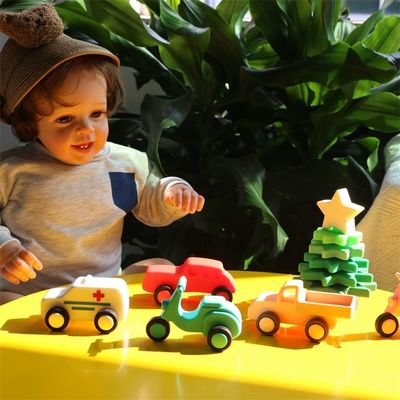 Đồ chơi xe ô tô silicone dành cho trẻ em chạy xe ô tô silicone trẻ em chơi