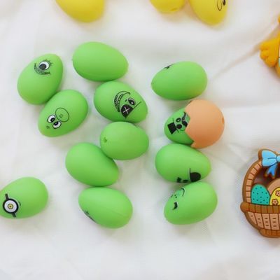 Tiếng đeo răng silicone mềm an toàn lâu bền trứng Phục sinh silicone hạt với lỗ để làm bút