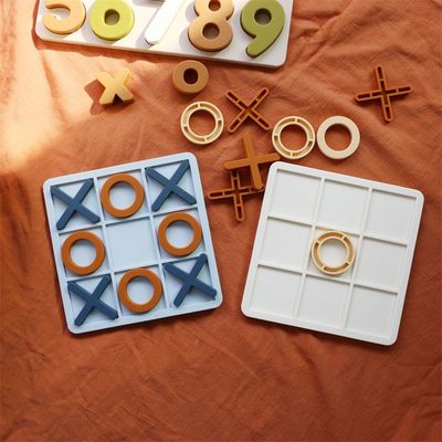 MOQ 50 bộ Silicone XO Tic Tac Toe Puzzle Logo tùy chỉnh Màu sắc BPA miễn phí Chứng chỉ CE đồ chơi silicone