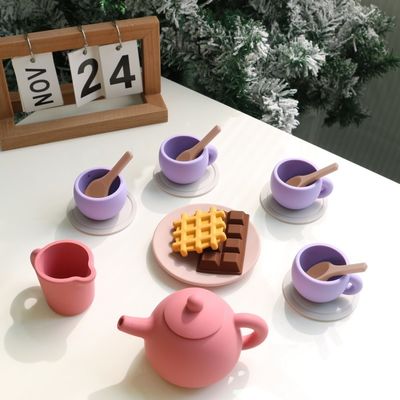 Đồ chơi trẻ em mới nhất BPA miễn phí loại thực phẩm 17pcs Set Silicone Cup Spoon Coast Dessert Teapot Toy Kit