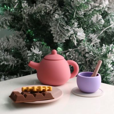 Đồ chơi trẻ em mới nhất BPA miễn phí loại thực phẩm 17pcs Set Silicone Cup Spoon Coast Dessert Teapot Toy Kit