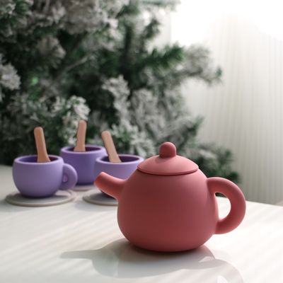 Những người mới đến trẻ em trẻ em giả vờ nhà chơi nồi trà đặt đồ chơi silicone với 11pcs