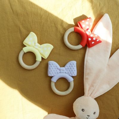 Thức ăn cấp độ silicone răng nhẫn đóng băng cho thêm cứu trợ đồ chơi giáo dục trẻ em silicone trái cây răng
